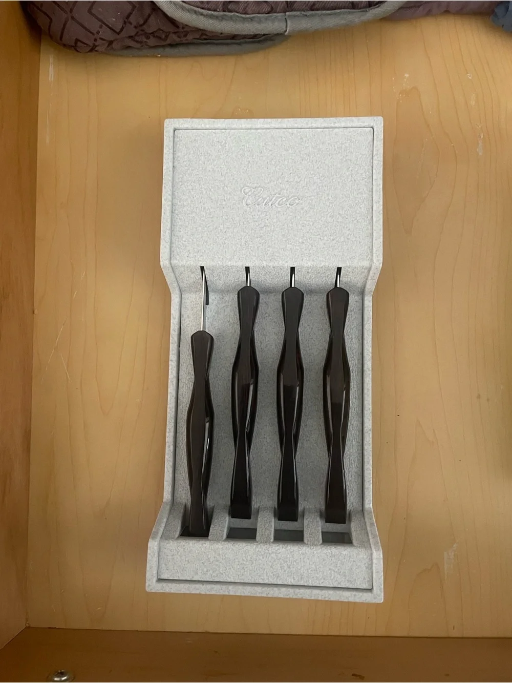 Brown Cutco Double-D edge Table Knife - Sleek Home Dining Knife
